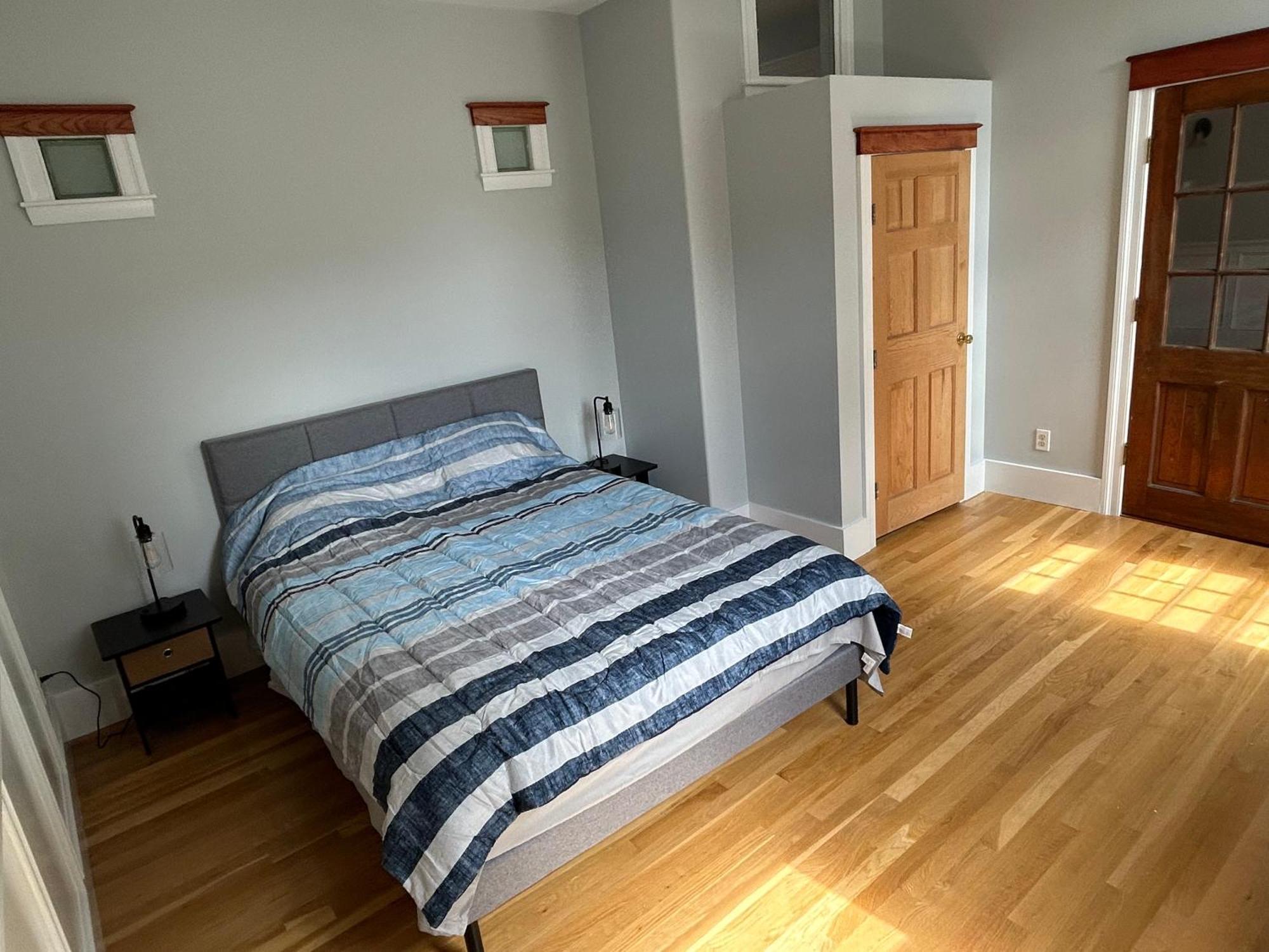 Apartment Spacious Gem *